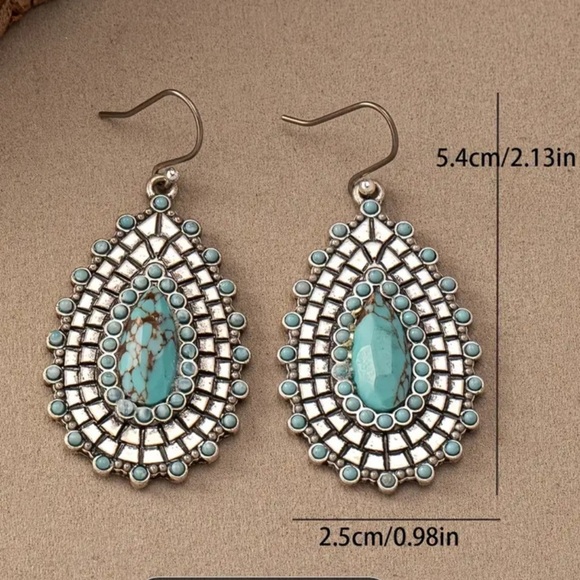 Silver plated tear drop earrings - Turquoise stones & resin - western boho - Picture 4 of 4